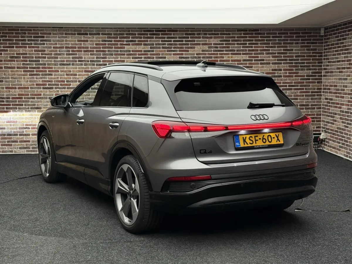 50 quattro Launch edition S Competition 77 kWh | Pano | Head up