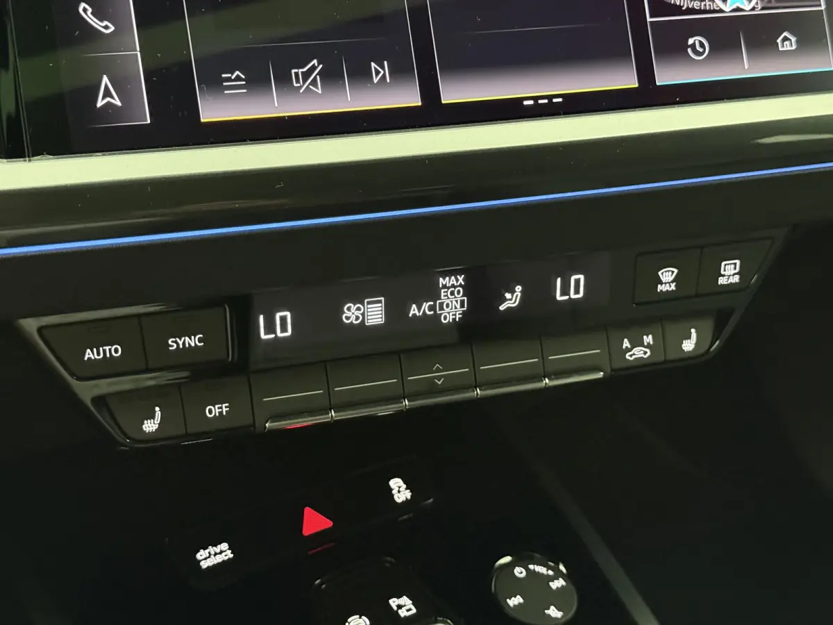 50 quattro Launch edition S Competition 77 kWh | Pano | Head up