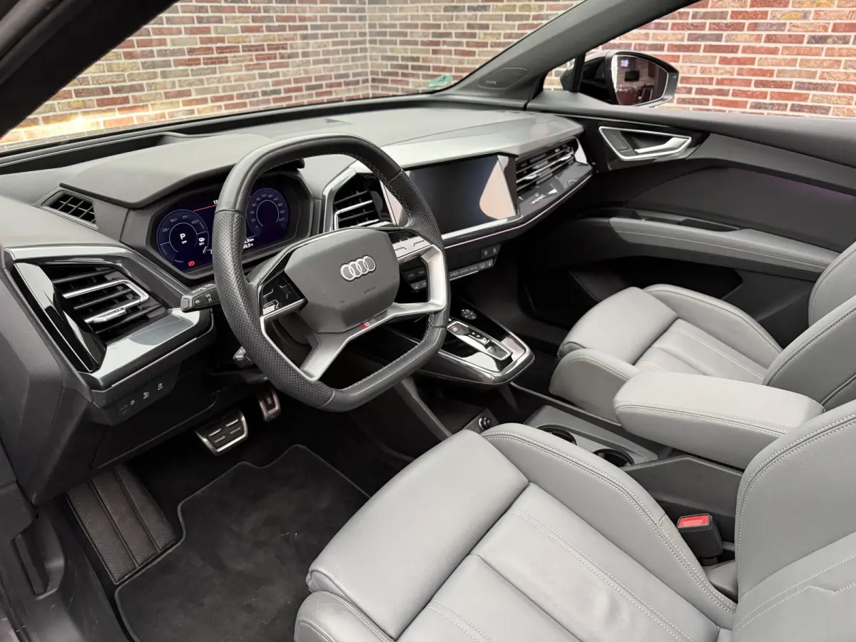 50 quattro Launch edition S Competition 77 kWh | Pano | Head up