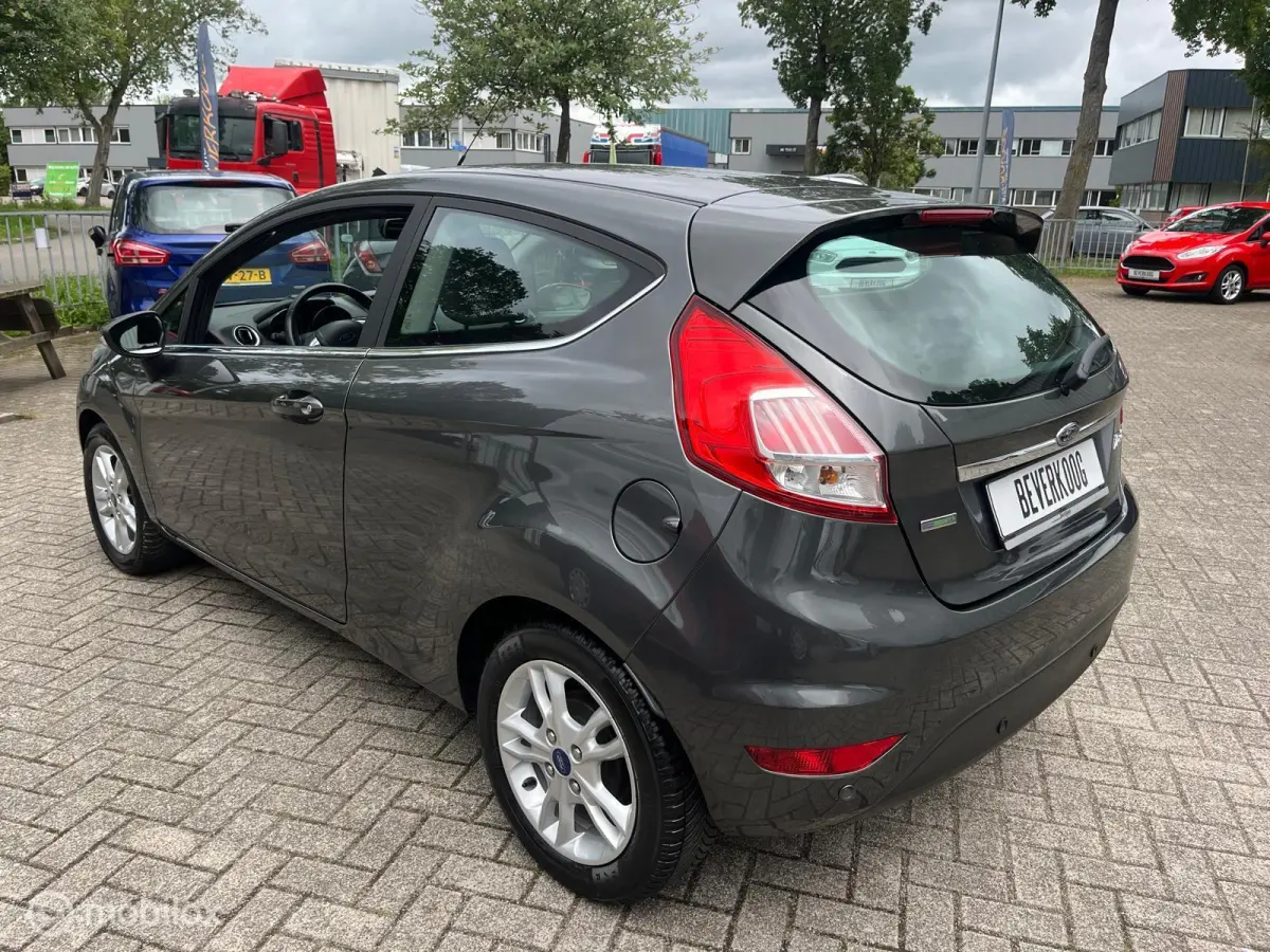 1.0 EcoBoost Titanium /AUTOMAAT