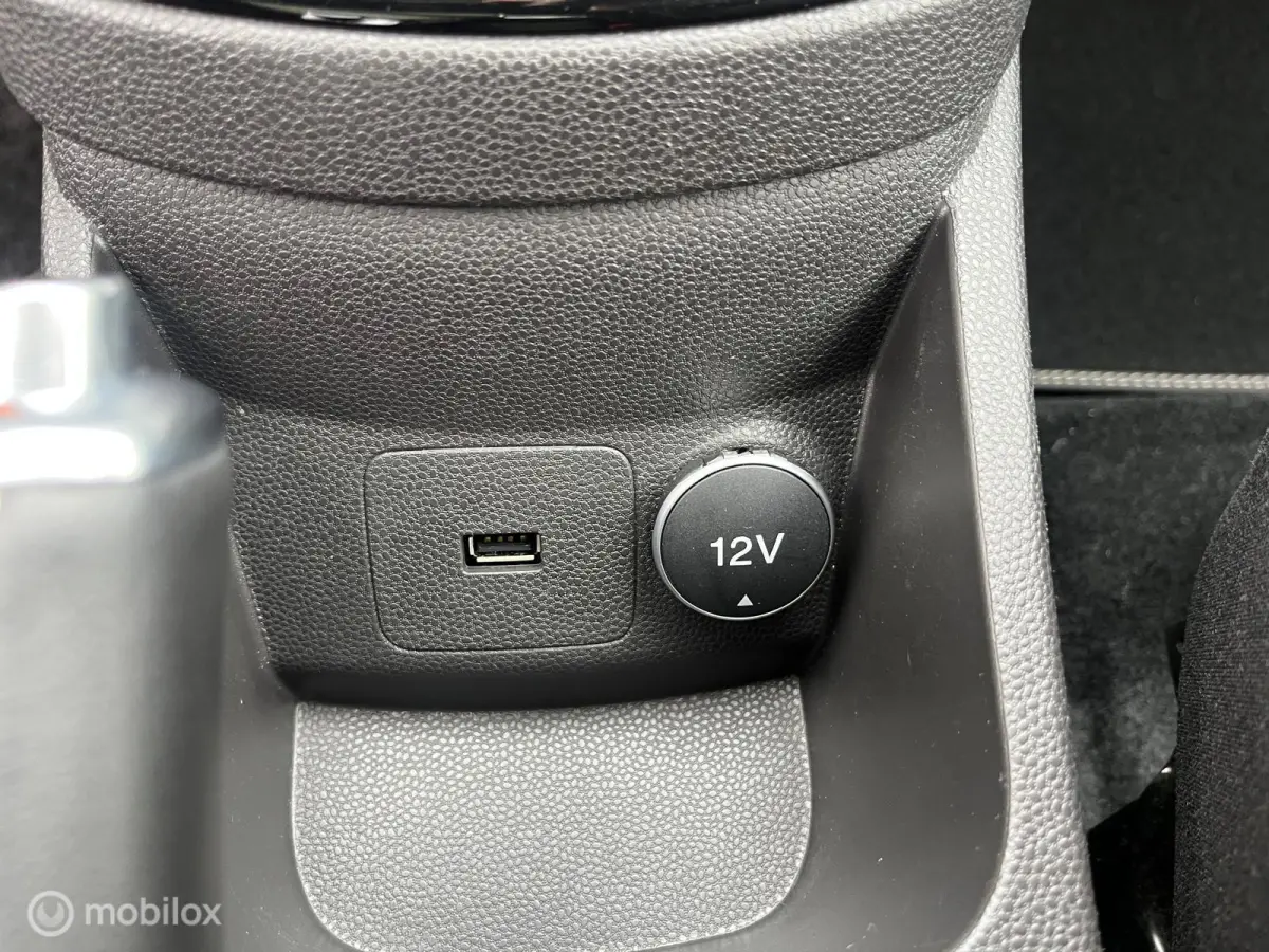 1.0 EcoBoost Titanium /AUTOMAAT