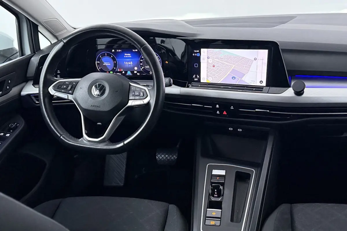 2.0 TDI Style (DIGITALE COCKPIT, SFEERVERLICHTING, NAVIGATIE, CRUISE ADAPTIEF, STUURVERWAR
