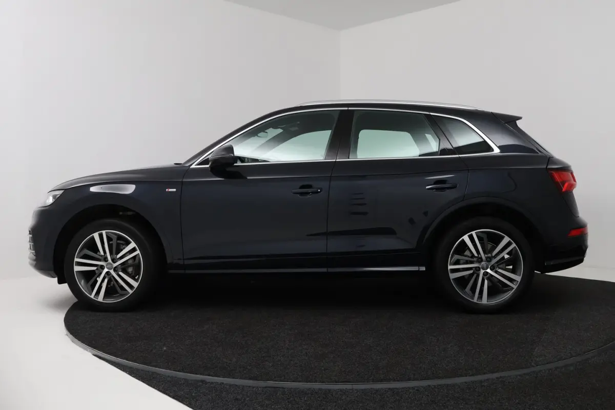 2.0 TFSI quattro Launch Edition (DIGITALE COCKPIT, GROOT-SCHERM, 1e EIGENAAR, CLIMA, DEALE