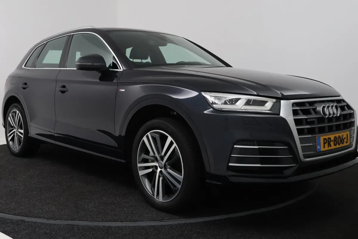2.0 TFSI quattro Launch Edition (DIGITALE COCKPIT, GROOT-SCHERM, 1e EIGENAAR, CLIMA, DEALE