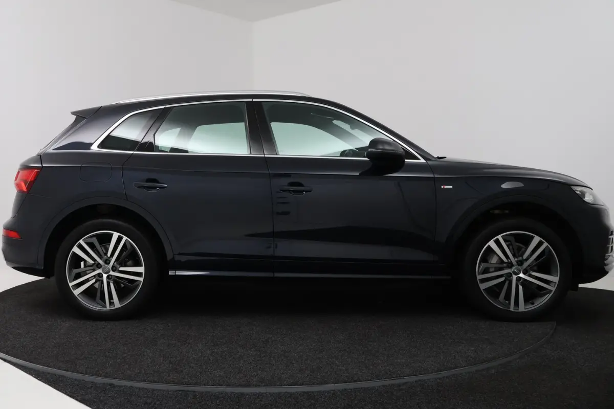 2.0 TFSI quattro Launch Edition (DIGITALE COCKPIT, GROOT-SCHERM, 1e EIGENAAR, CLIMA, DEALE