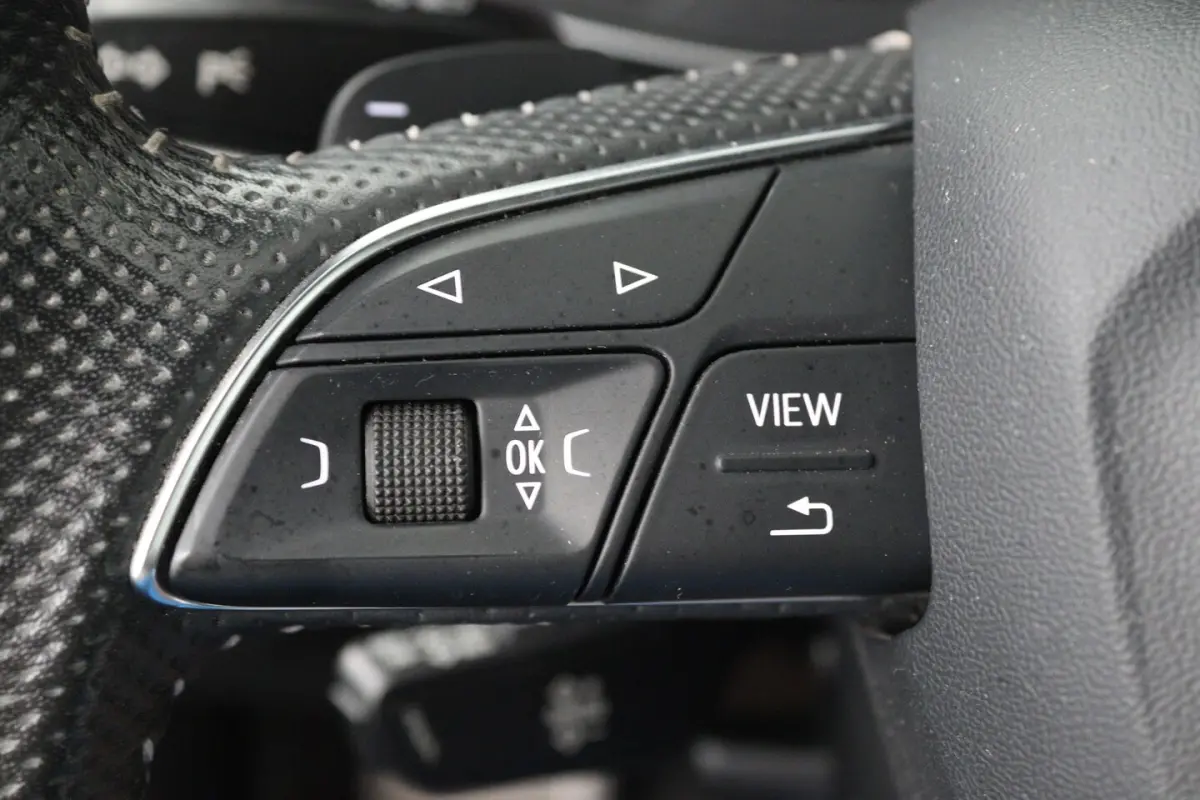 2.0 TFSI quattro Launch Edition (DIGITALE COCKPIT, GROOT-SCHERM, 1e EIGENAAR, CLIMA, DEALE
