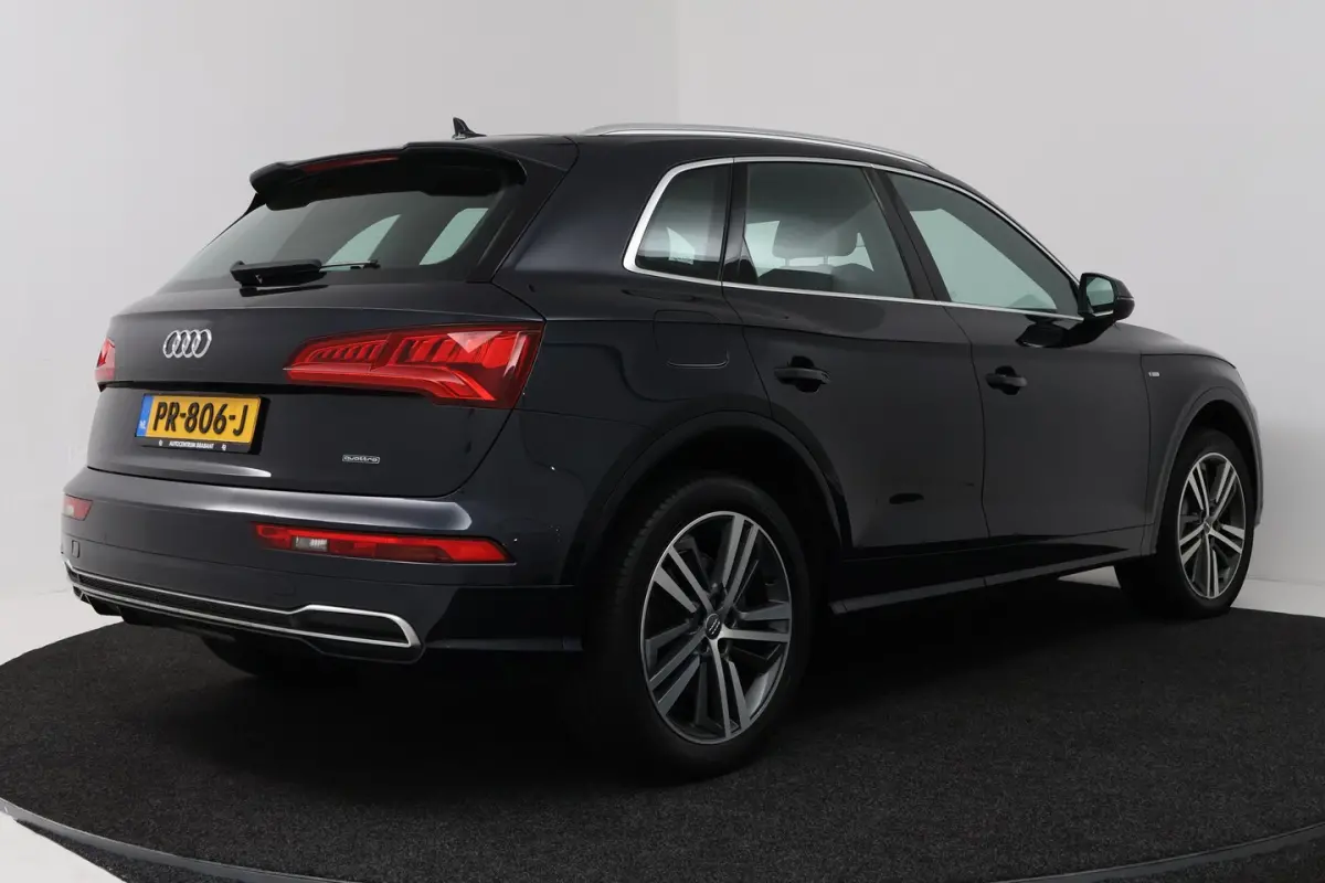 2.0 TFSI quattro Launch Edition (DIGITALE COCKPIT, GROOT-SCHERM, 1e EIGENAAR, CLIMA, DEALE