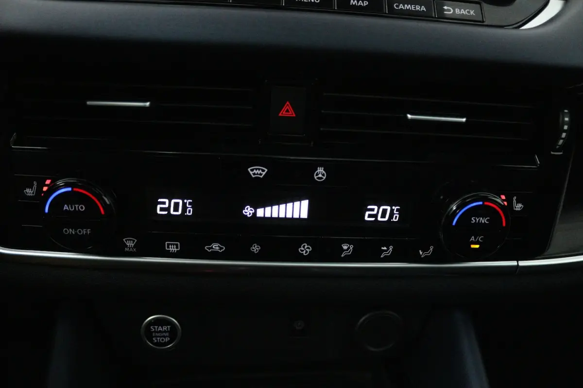 1.3 MHEV Xtronic Tekna Plus (PANO, TREKHAAK, CAMERA, STUUR-/STOELVERWARMING, ELEKT. STOELE