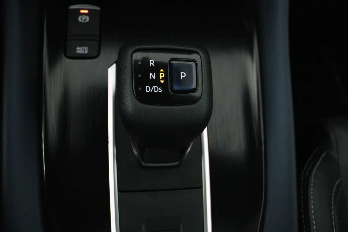 1.3 MHEV Xtronic Tekna Plus (PANO, TREKHAAK, CAMERA, STUUR-/STOELVERWARMING, ELEKT. STOELE
