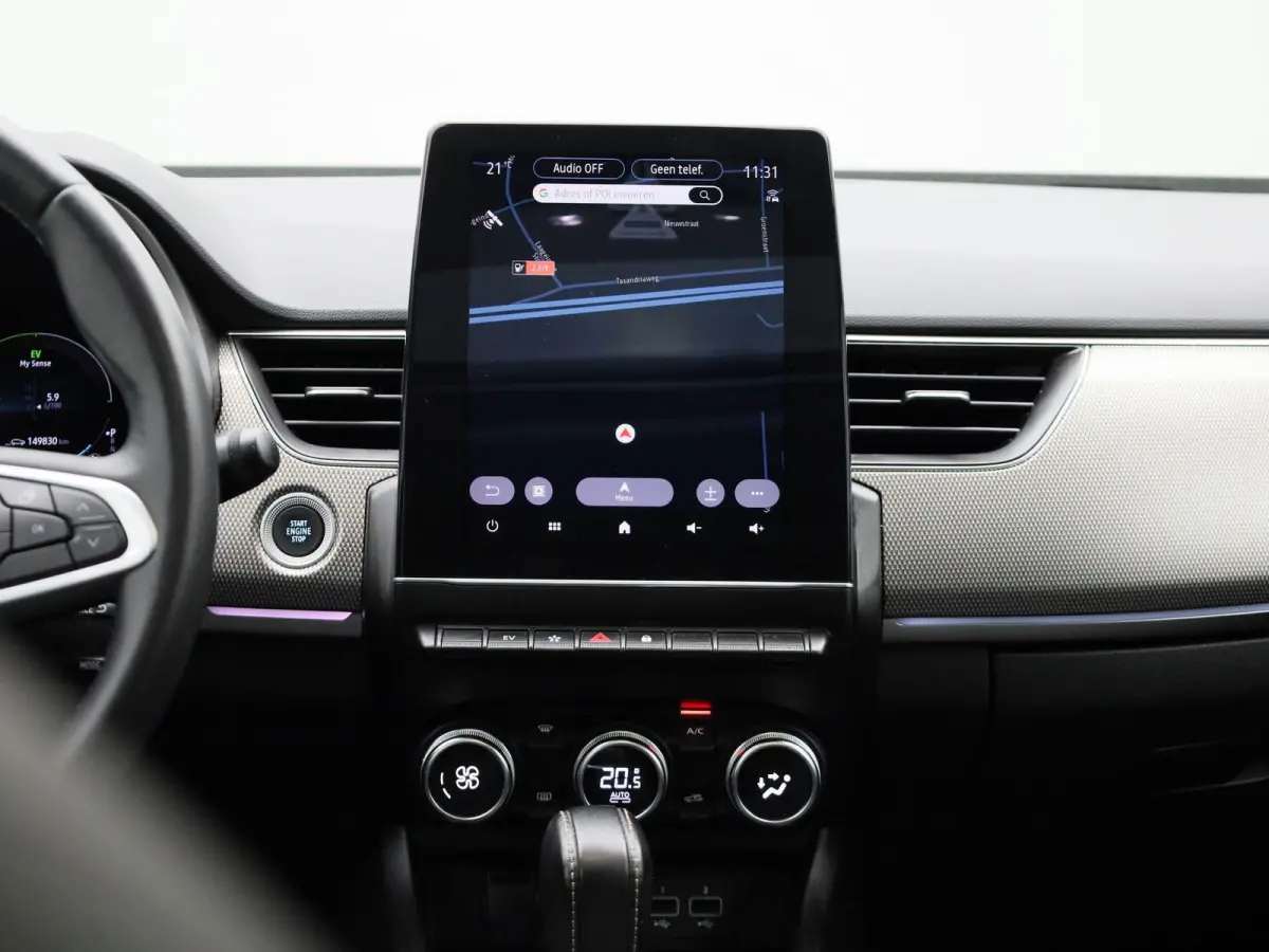 E-TECH Hybrid Techno | Automaat | Apple Carplay / Android Auto | Panoramadak | Achteruitrijcamera | Parkeersensoren |