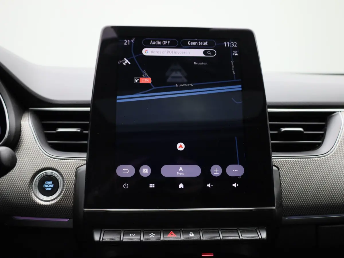 E-TECH Hybrid Techno | Automaat | Apple Carplay / Android Auto | Panoramadak | Achteruitrijcamera | Parkeersensoren |