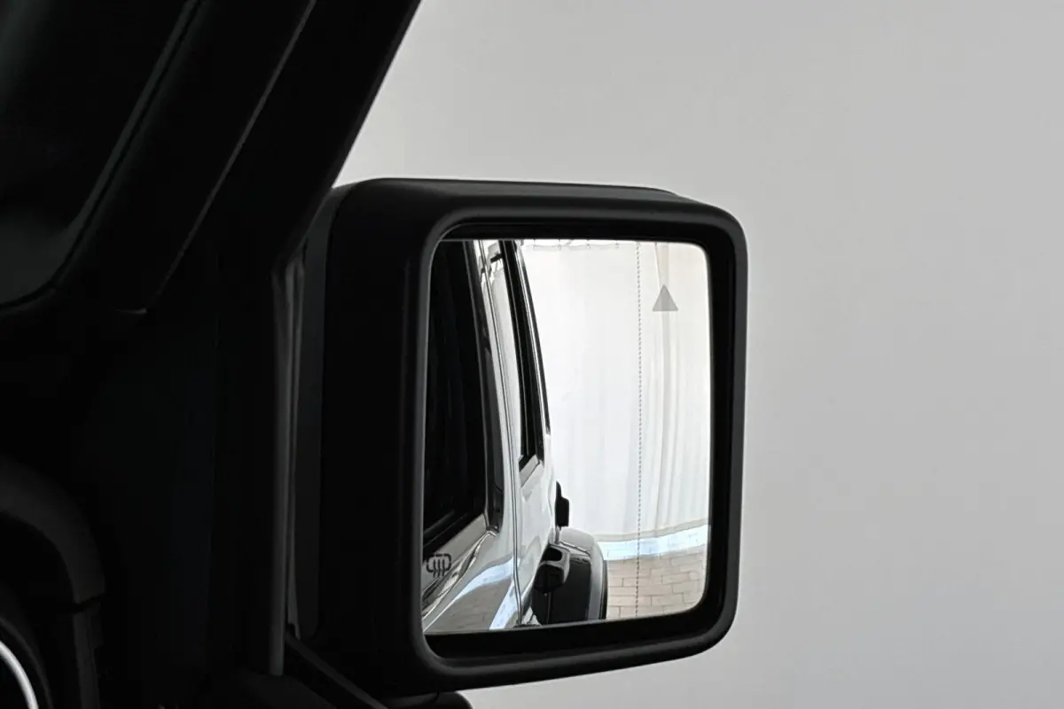 4xe 380 Sahara / Schuifdak / Facelift