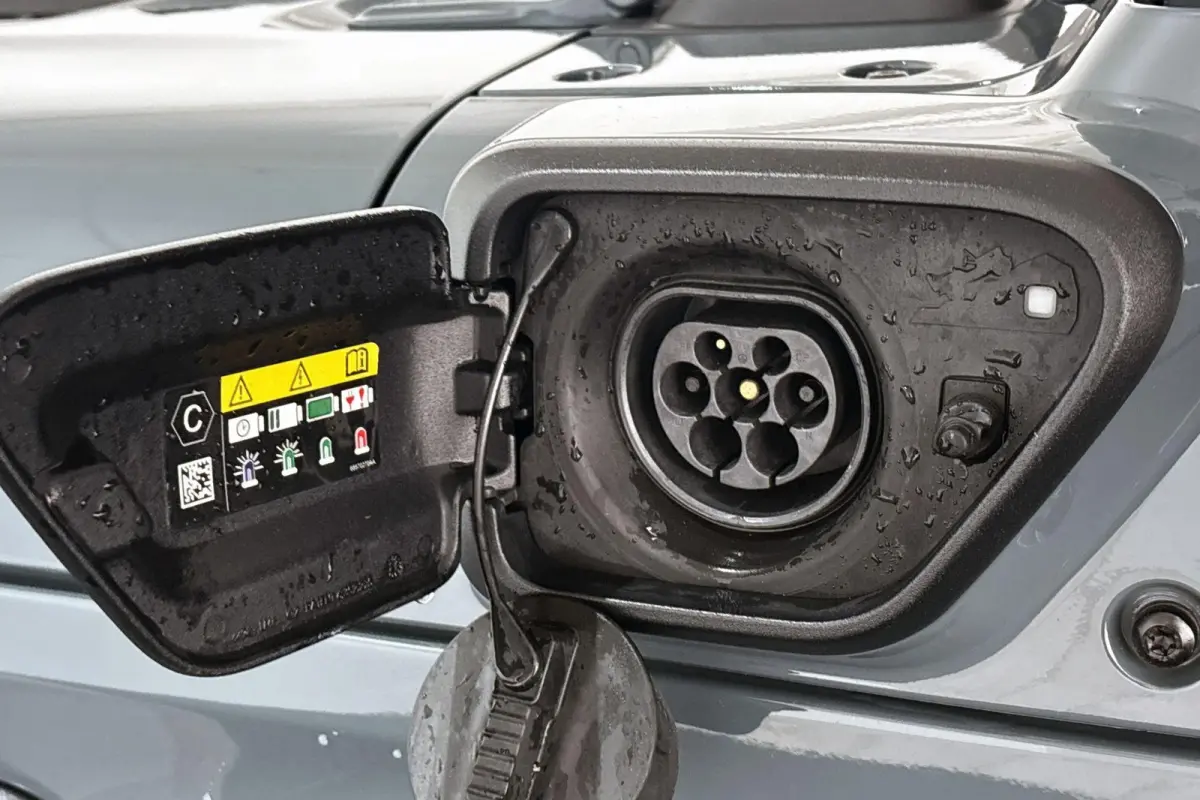 4xe 380 Sahara / Schuifdak / Facelift