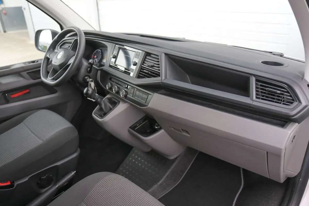 2.0 TDI 110pk L2H1 30 DC | App Connect | Cruise Control | Parkeersensoren Achter | Airco | Dubbele Cabine