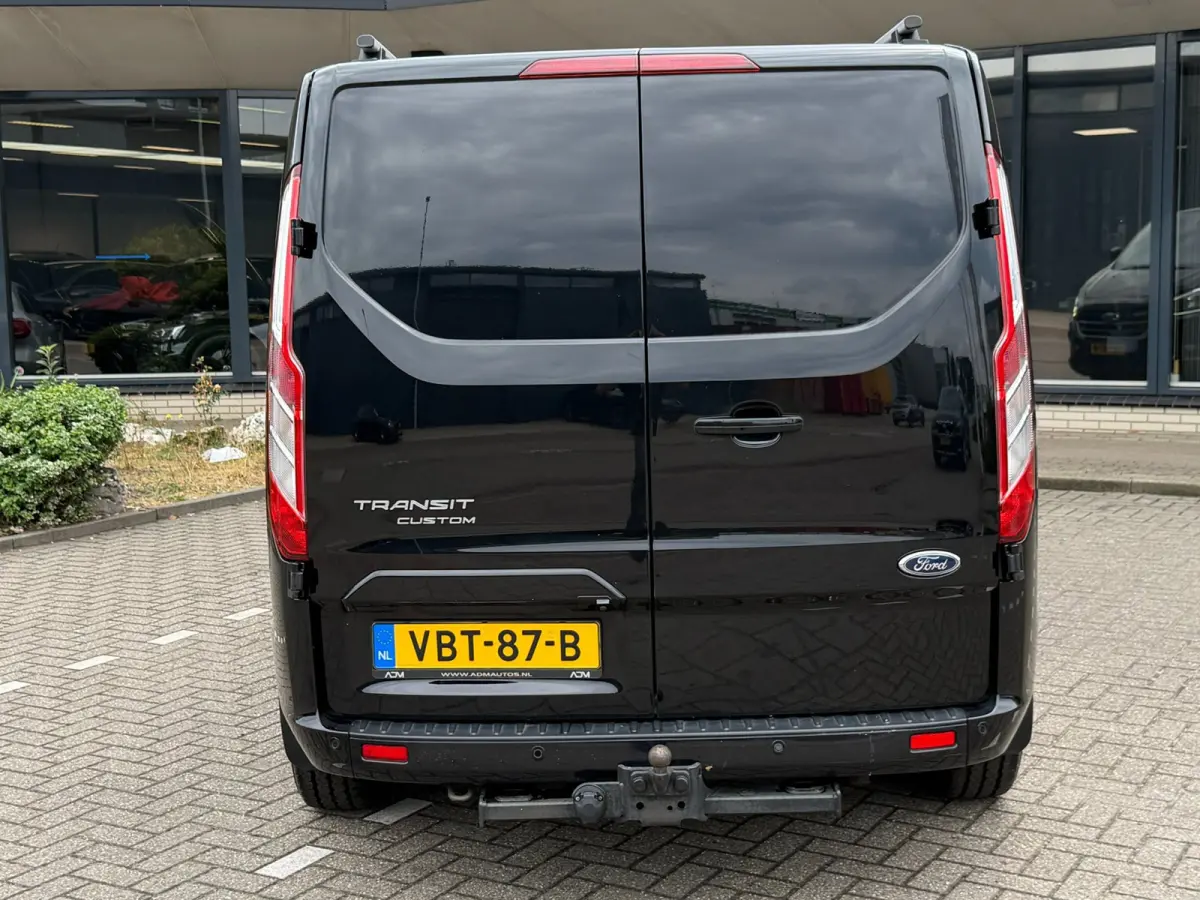 300 2.0 TDCI L1H1 Limited DC