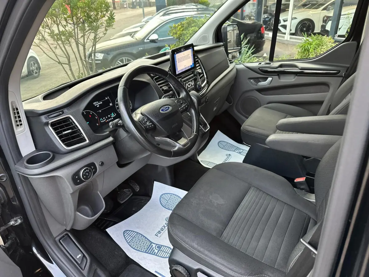 300 2.0 TDCI L1H1 Limited DC
