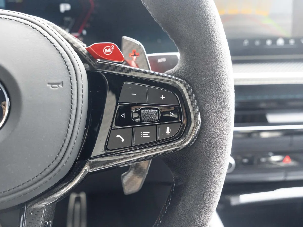 M3 | M Drivers Package | M Race Track Pack | CS Velgen | Harman Kardon | M Carbon kuipstoelen | Comfort Access | M Carbon-keramische remmen