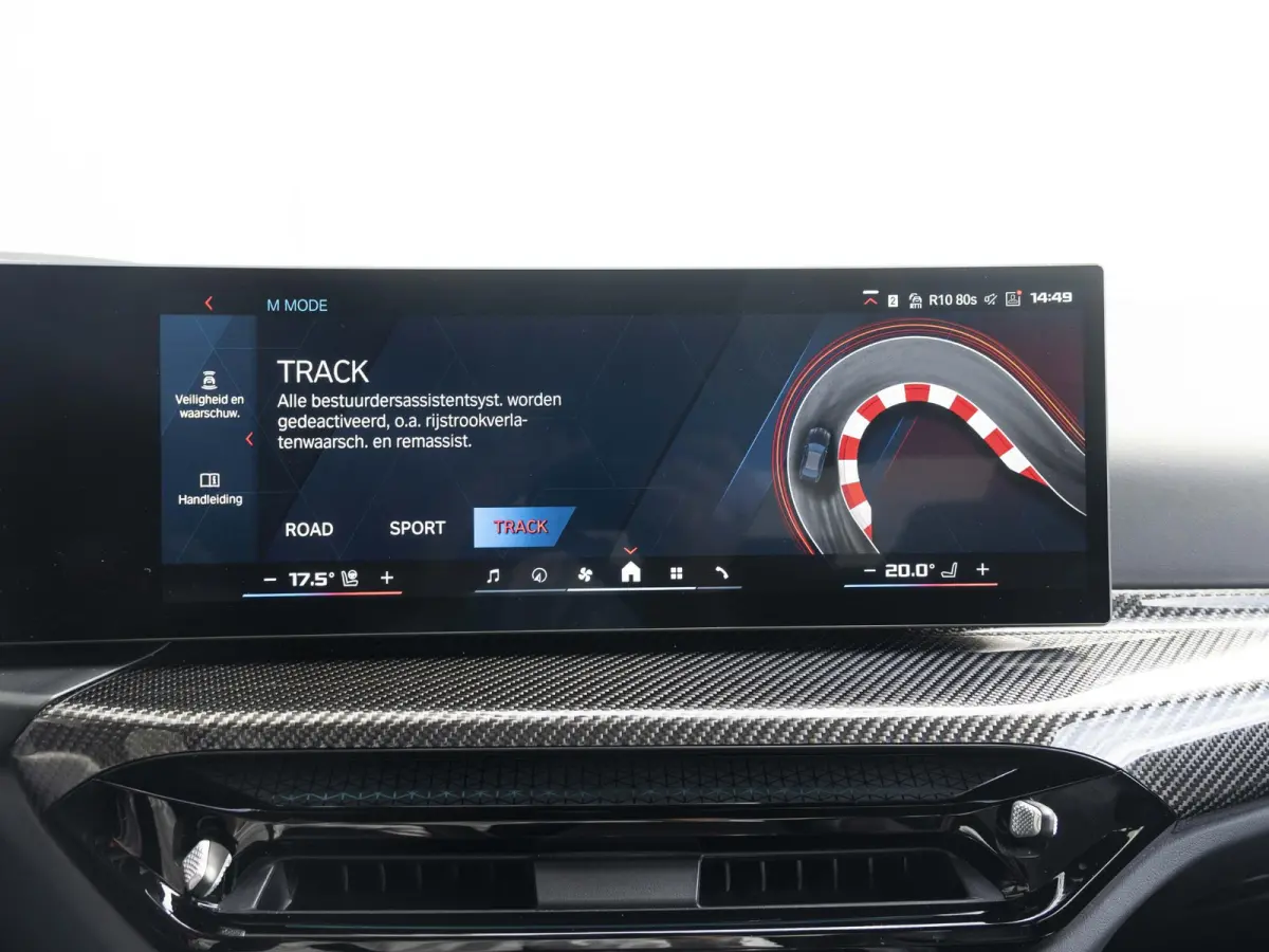 M3 | M Drivers Package | M Race Track Pack | CS Velgen | Harman Kardon | M Carbon kuipstoelen | Comfort Access | M Carbon-keramische remmen