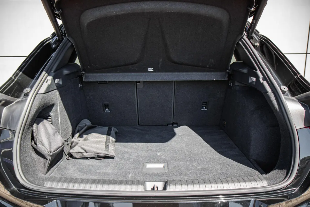 1.5 TSI 272pk e-Hybrid VZ Performance | SoH 100% | Panoramadak | Sennheiser Audio | Trekhaak Uitklapbaar