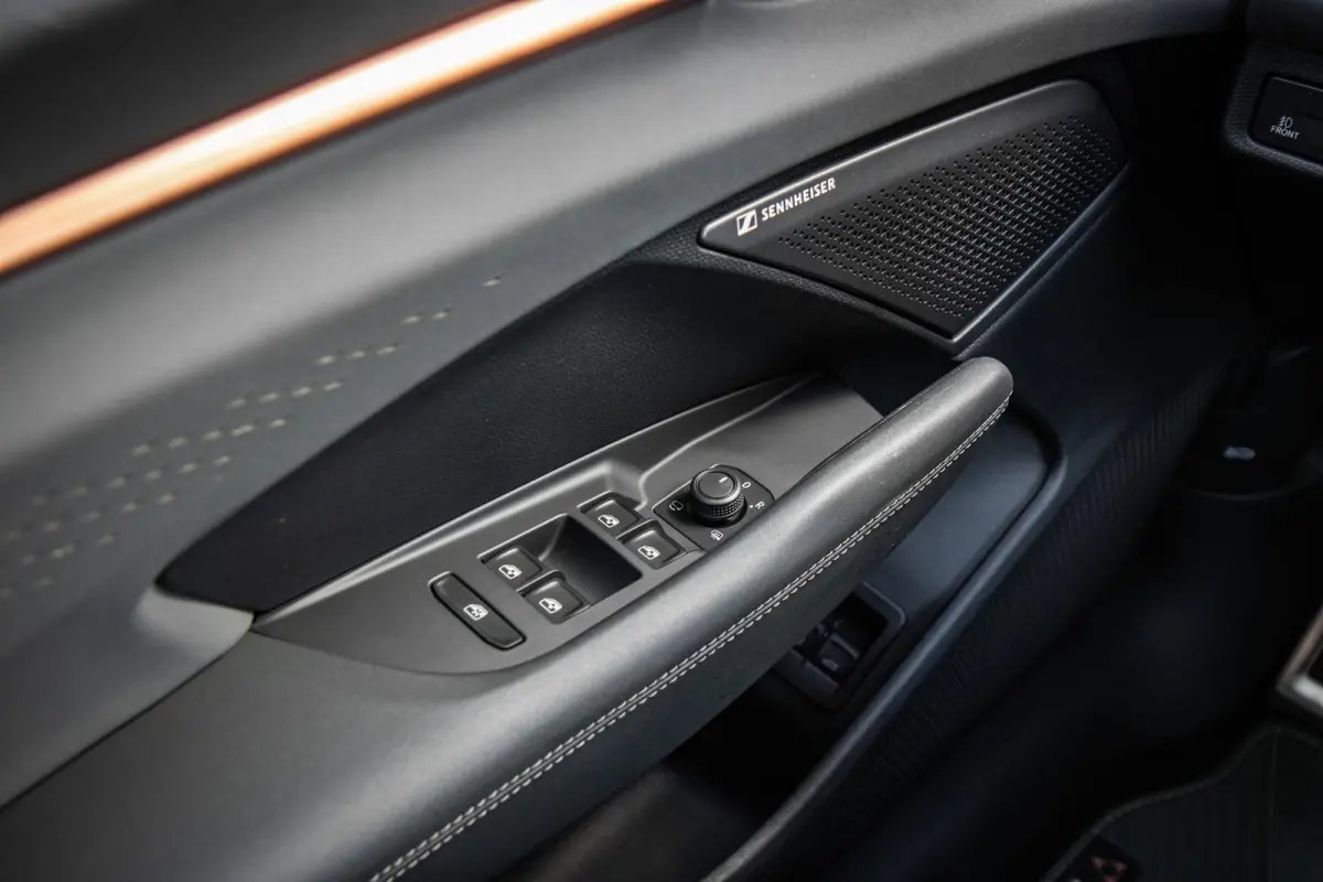 1.5 TSI 272pk e-Hybrid VZ Performance | SoH 100% | Panoramadak | Sennheiser Audio | Trekhaak Uitklapbaar