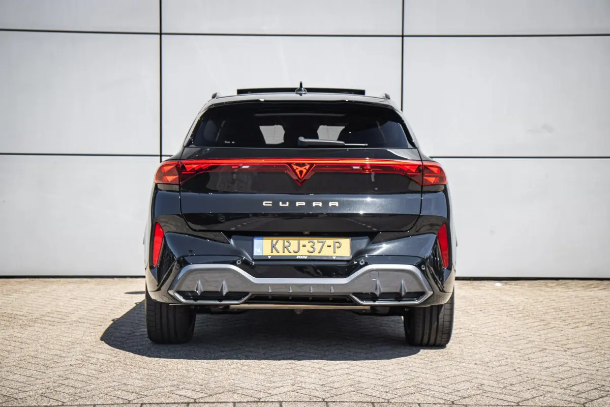 1.5 TSI 272pk e-Hybrid VZ Performance | SoH 100% | Panoramadak | Sennheiser Audio | Trekhaak Uitklapbaar