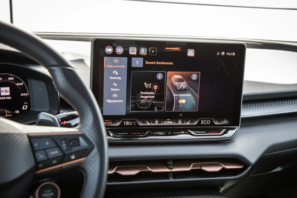1.5 TSI 272pk e-Hybrid VZ Performance | SoH 100% | Panoramadak | Sennheiser Audio | Trekhaak Uitklapbaar