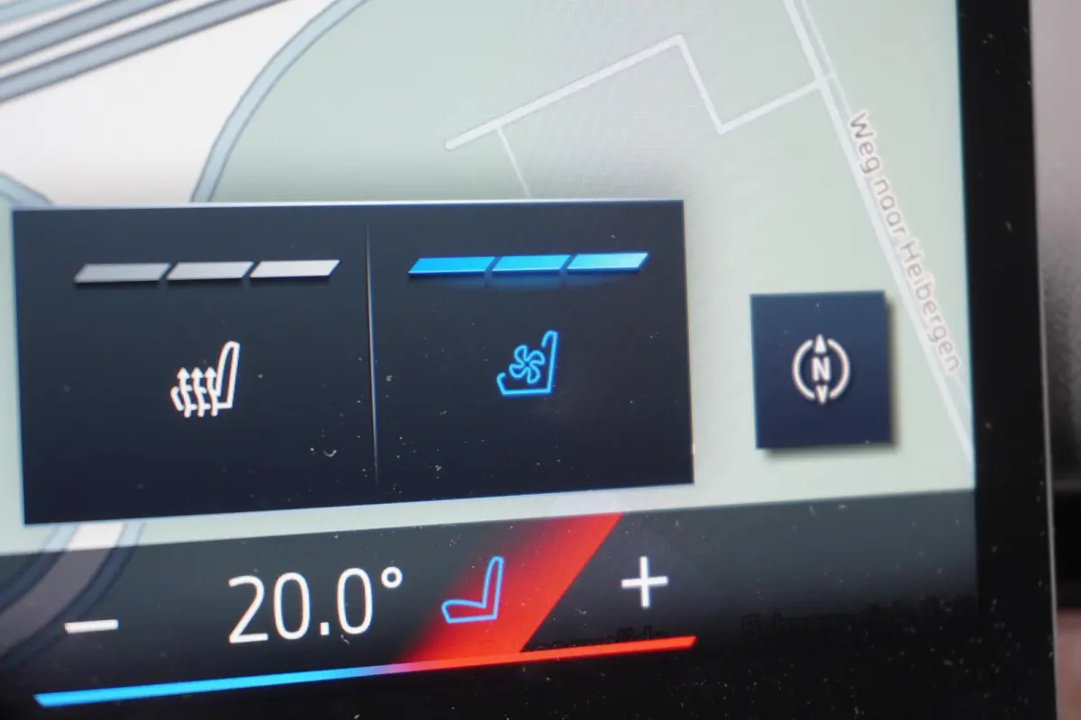 550e xDrive Adaptief M Onderstel Professional | Bowers & Wilkins Surround Sound System | BMW Individual Leder Merino |  Driving Assistant Professional | Parking Assistant Professional