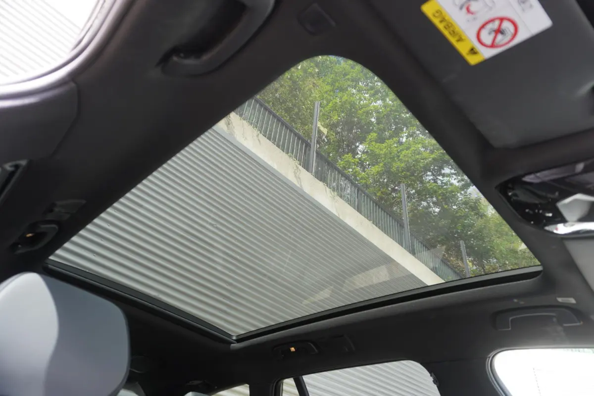 550e xDrive Adaptief M Onderstel Professional | Bowers & Wilkins Surround Sound System | BMW Individual Leder Merino |  Driving Assistant Professional | Parking Assistant Professional