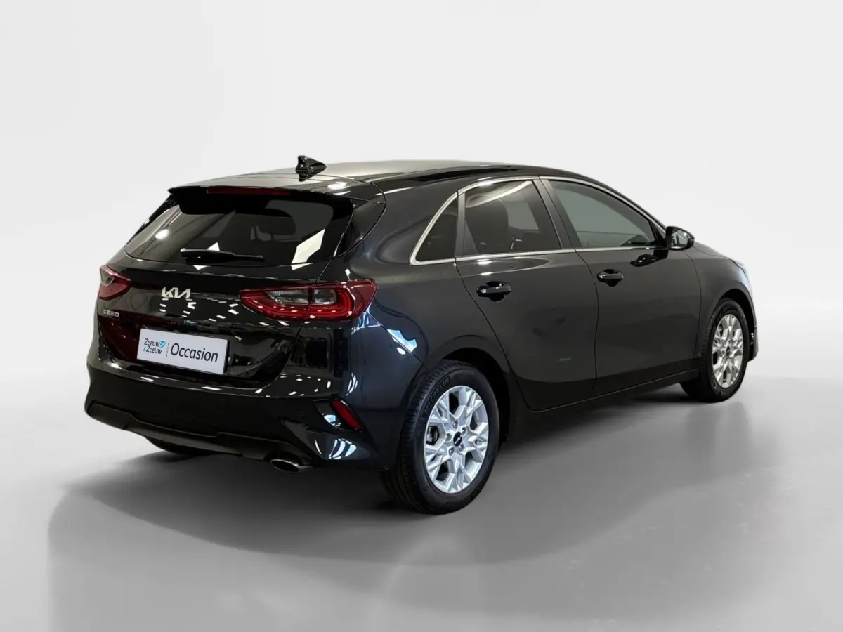 1.0 T-GDi DynamicPlusLine | Stoel/Stuurverwarming | Half Leder | Keyless Entry | Navigatie | Apple/Android Carplay |