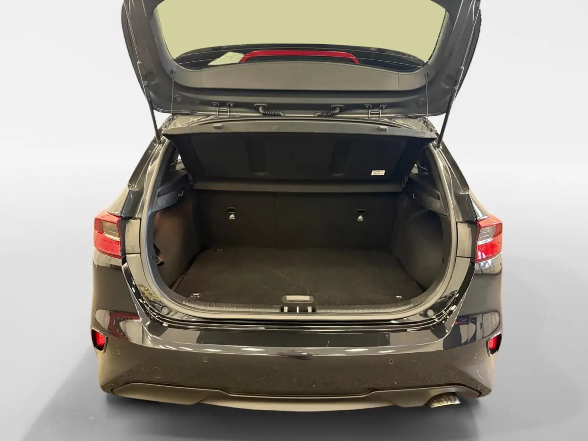 1.0 T-GDi DynamicPlusLine | Stoel/Stuurverwarming | Half Leder | Keyless Entry | Navigatie | Apple/Android Carplay |