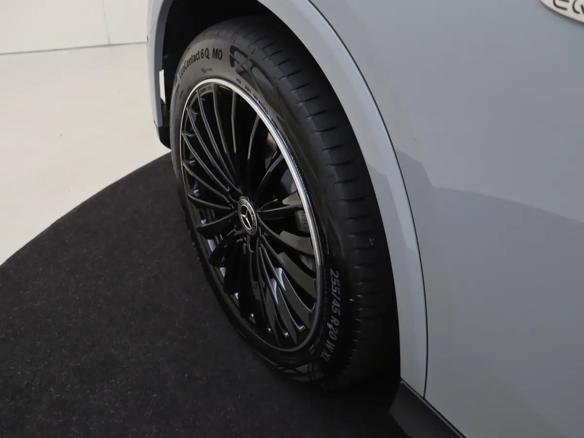 400e 4MATIC Business Solution AMG / Panoramadak/ AIRMATIC/ Achterasbesturing/ Burmester/ 20 inch/ Night/ Head Up/ El. Trekhaak/ Zéér compleet!