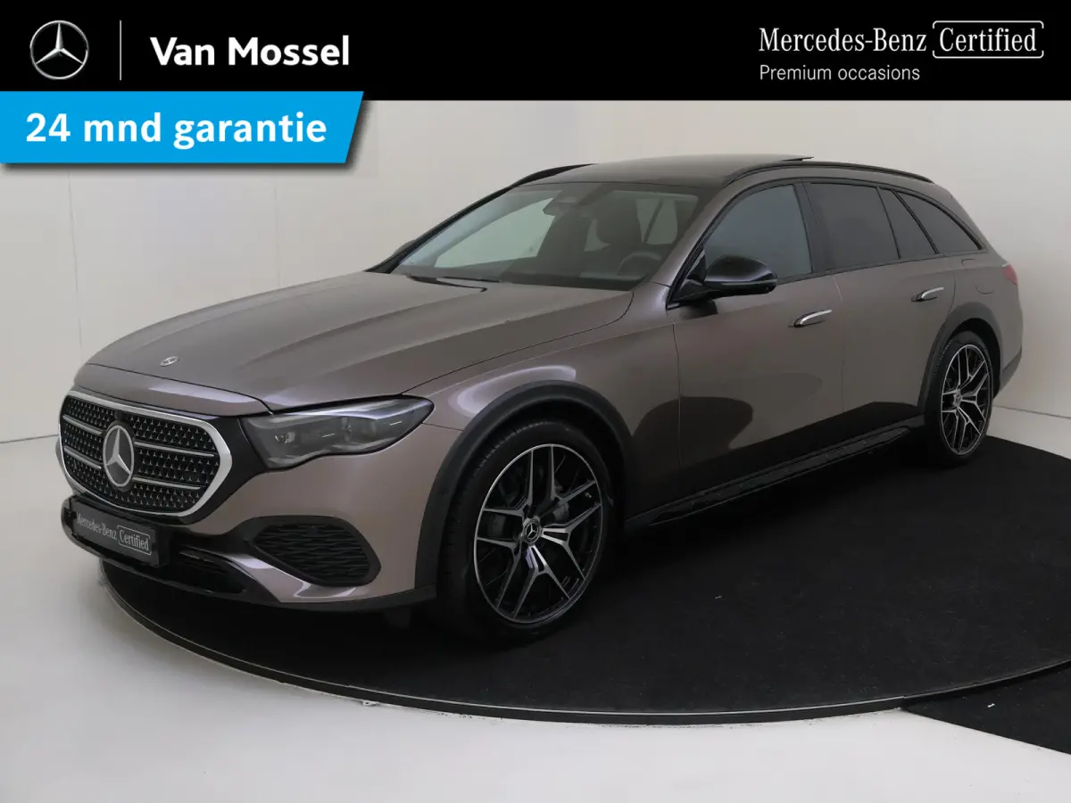 300 de 4MATIC / Panoramadak/ Premium/ AIRMATIC/ Burmester 4D/ El. Trekhaak