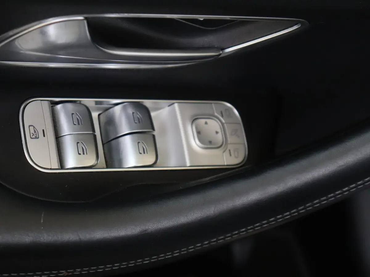 AMG 53 4MATIC+ Premium Plus / Panoramadak/ Night/ 22 inch/ Burmester/ Memory/ DISTRONIC