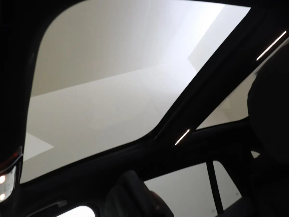 450 4MATIC AMG Line 7p 118 kWh / Premium/ Panoramadak/ Night/ 21 inch/ El. Trekhaak/ Burmester 3D/ Memory