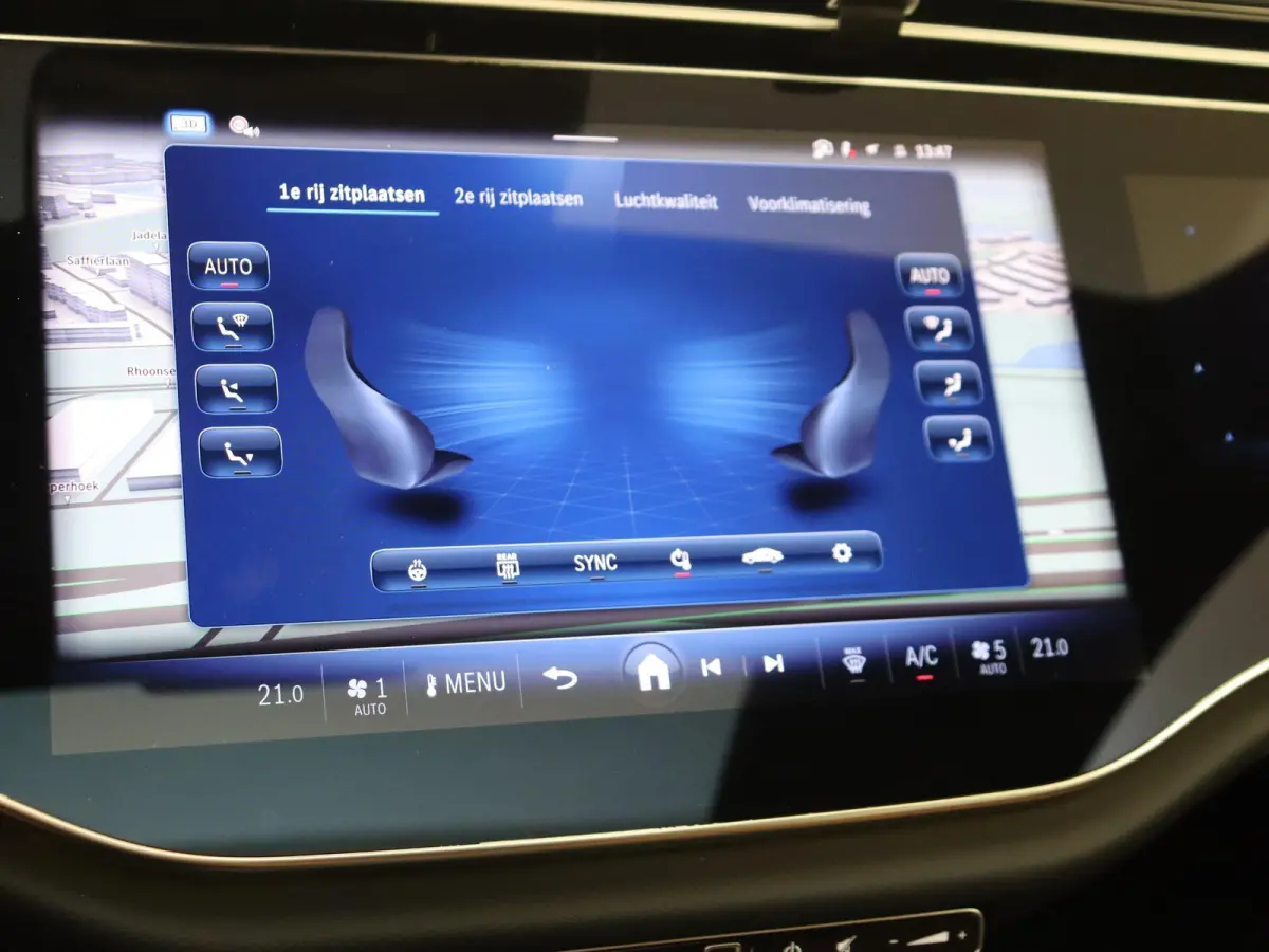 300 e Sport Edition / Memory-Stoelen / Panaroma-dak / Stoelventilatie / Superscreen / Winterpakket /