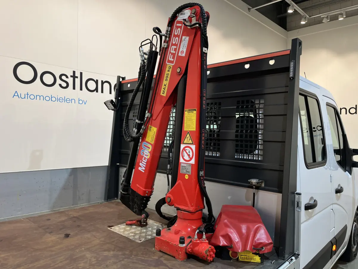2.3 dCi 145 PK L3 Open Laadbak / Fassi Kraan / Euro 6 / Airco / Trekhaak / Cruise Control / 3-Zits / 20.200 KM !!