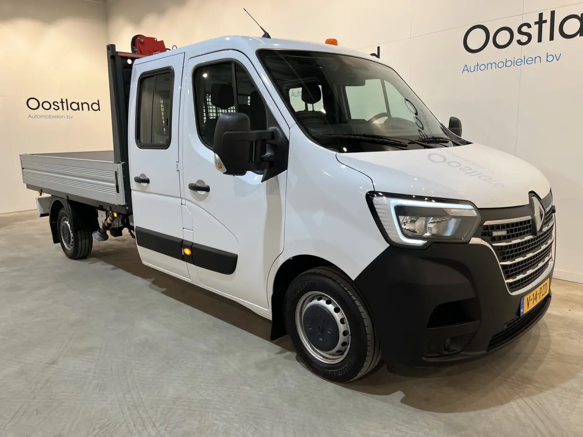 2.3 dCi 145 PK L3 Open Laadbak / Fassi Kraan / Euro 6 / Airco / Trekhaak / Cruise Control / 3-Zits / 20.200 KM !!