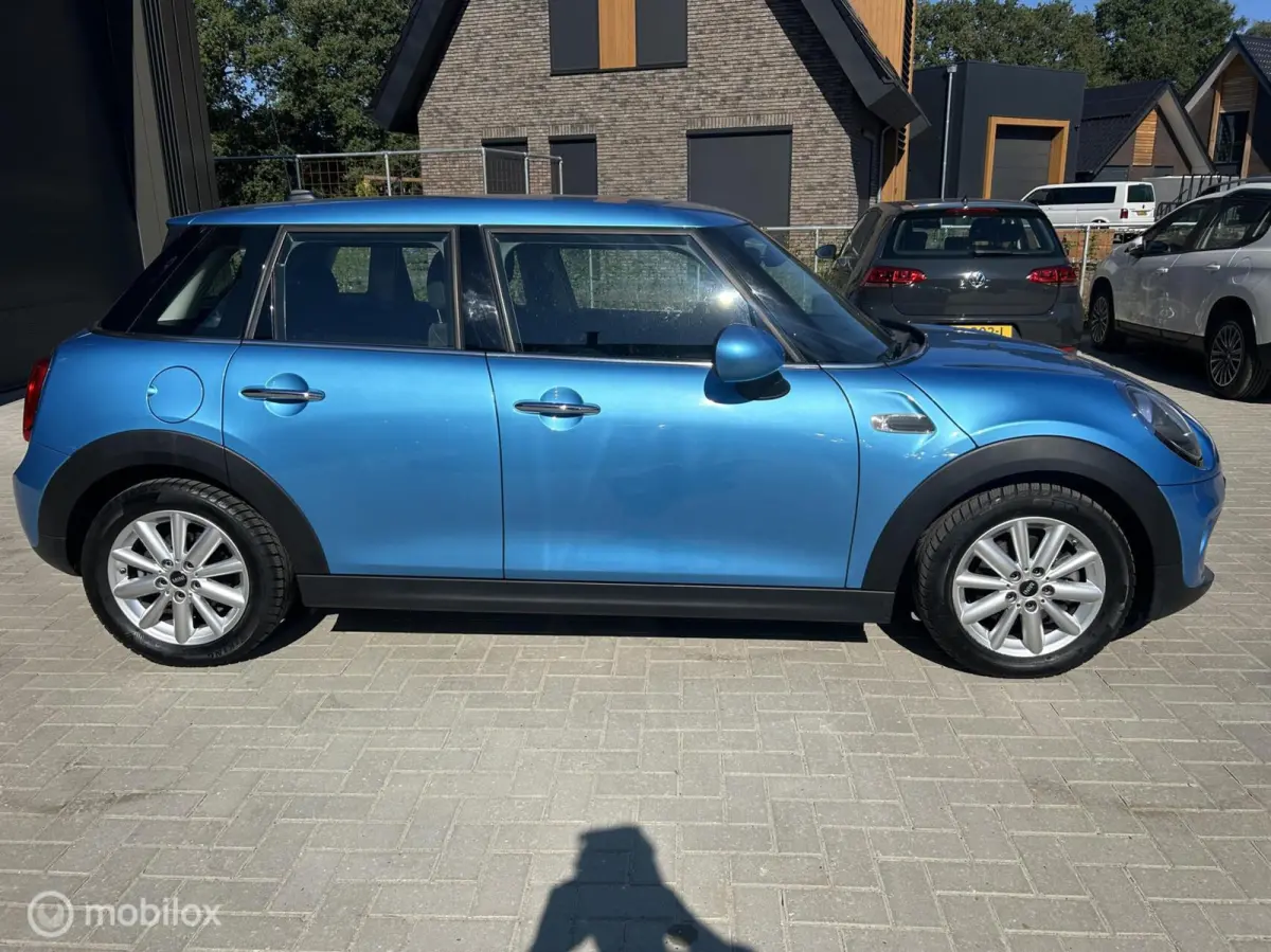 1.5 One Chili Stoelver Carplay Keyless