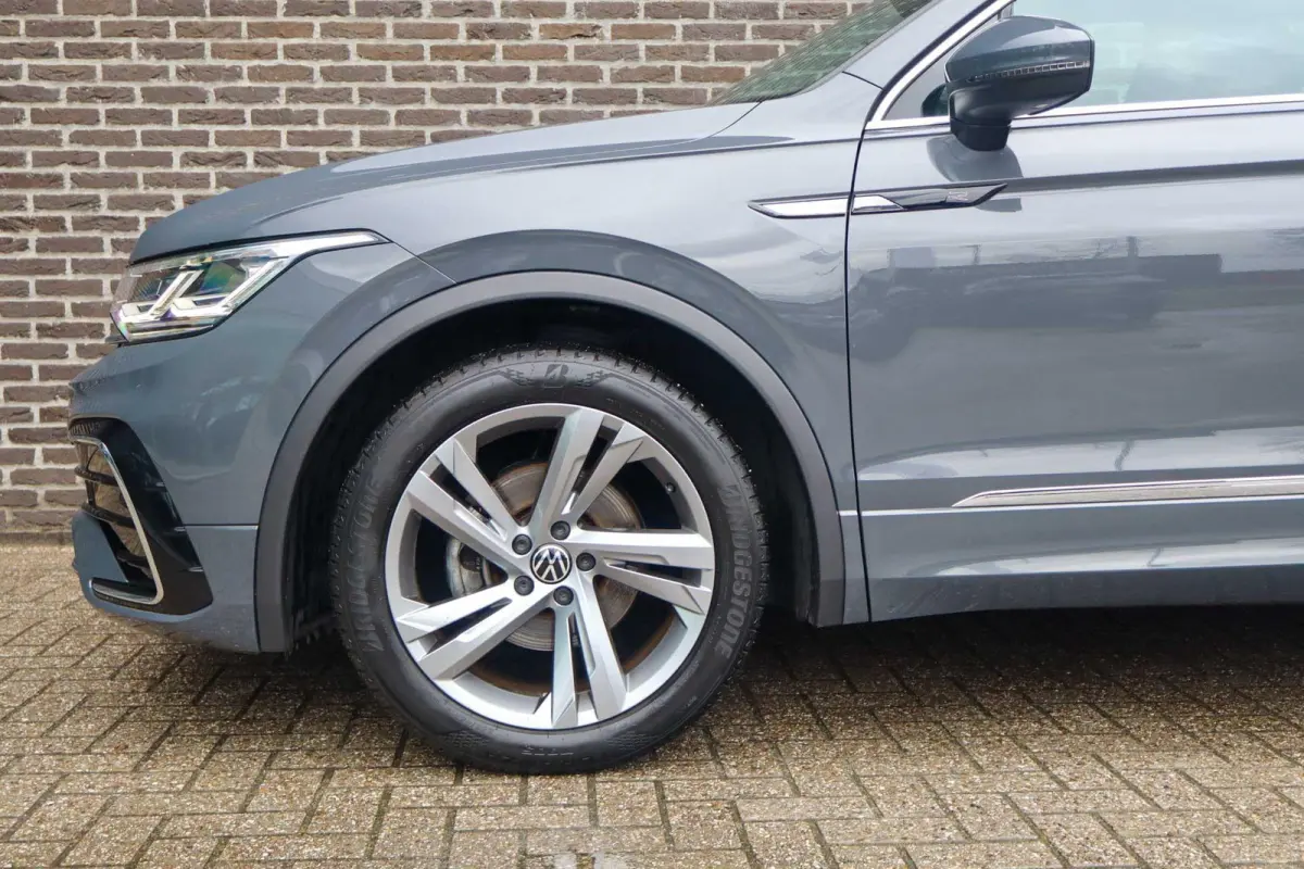 1.5 TSI 150pk DSG R-Line Business+ | Trekhaak Wegklapbaar| Navigatie | Active Info Display