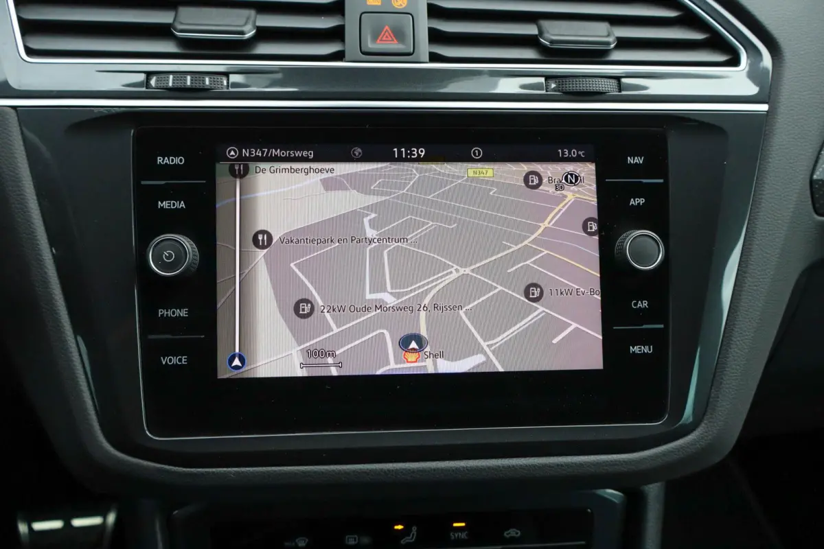 1.5 TSI 150pk DSG R-Line Business+ | Trekhaak Wegklapbaar| Navigatie | Active Info Display
