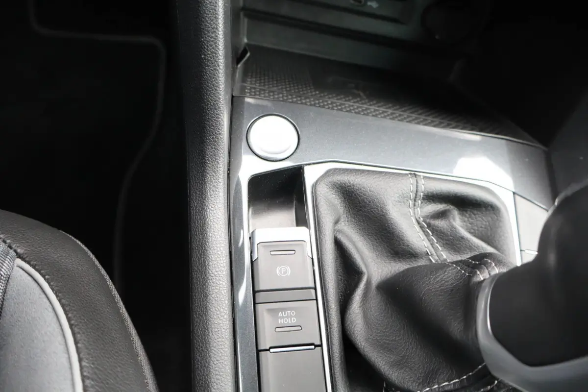 1.5 TSI 150pk DSG R-Line Business+ | Trekhaak Wegklapbaar| Navigatie | Active Info Display