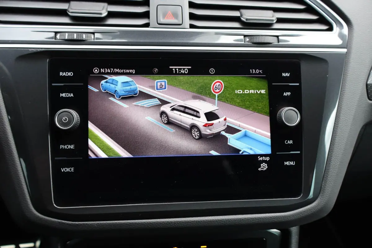 1.5 TSI 150pk DSG R-Line Business+ | Trekhaak Wegklapbaar| Navigatie | Active Info Display