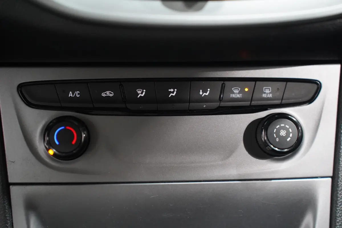 1.6 CDTI Online Edition Navi PDC v+a Apple Carplay NAP