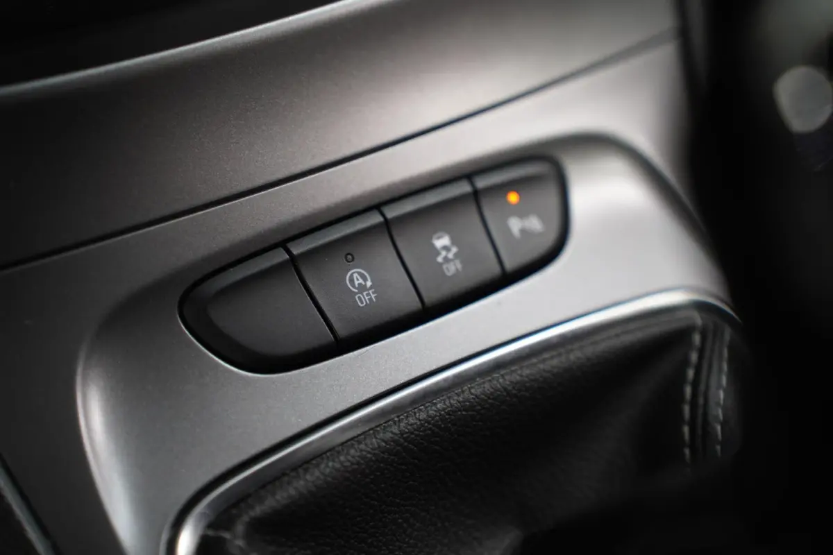 1.6 CDTI Online Edition Navi PDC v+a Apple Carplay NAP