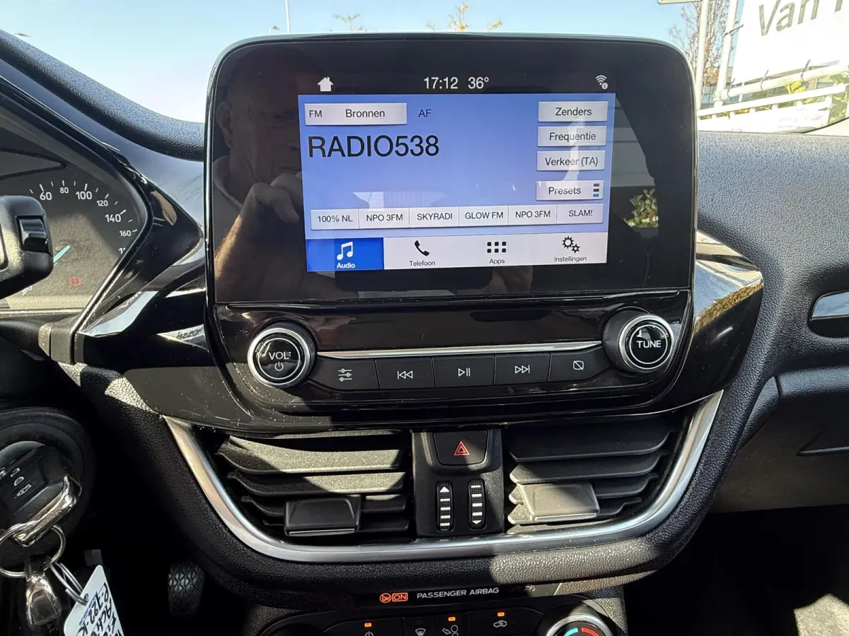 1.0 EcoBoost Active Apple Carplay - Android Auto | Parkeersensoren achter | Winter Pack