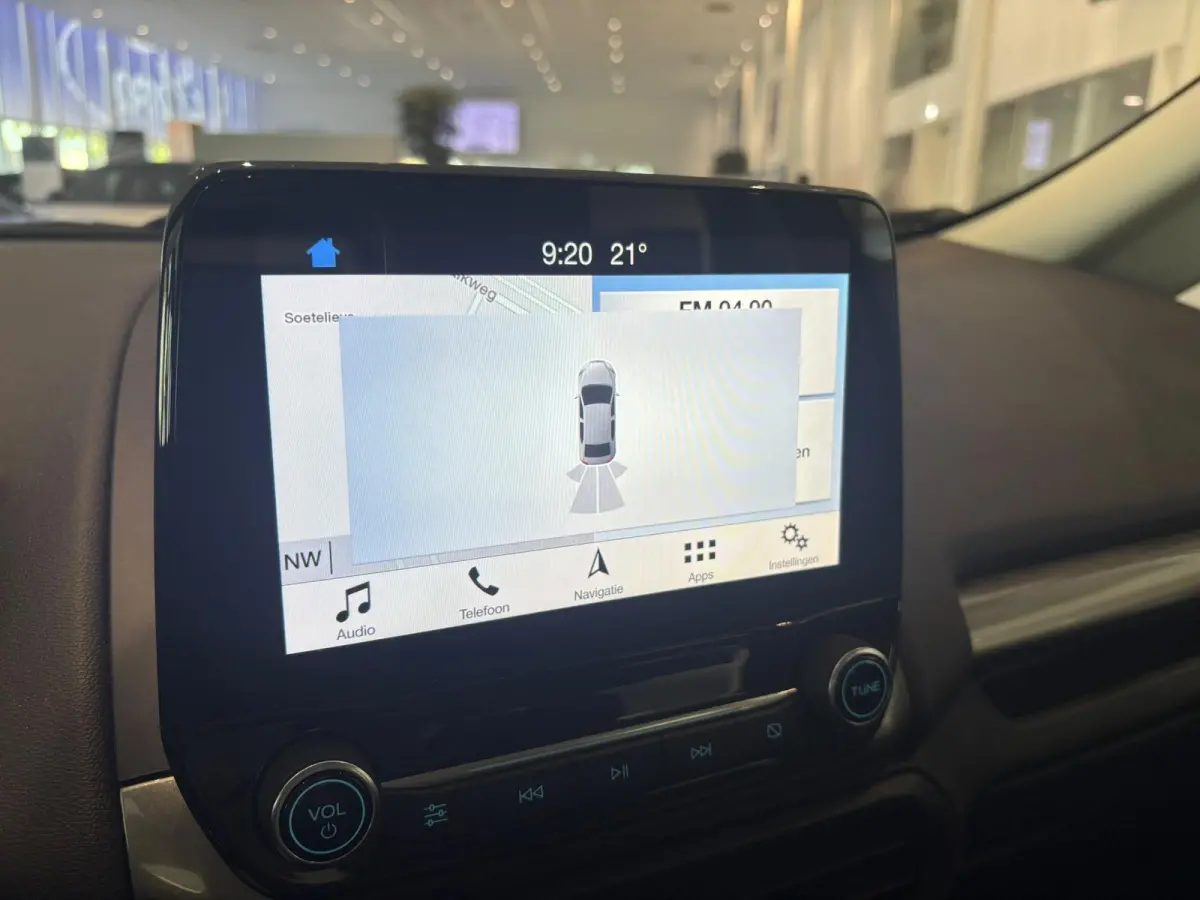 1.0 EcoBoost Trend Ultimate PARKEER SNESOREN ACHTER | CRUISE CONTROL | DEALER ONDERHOUDEN |