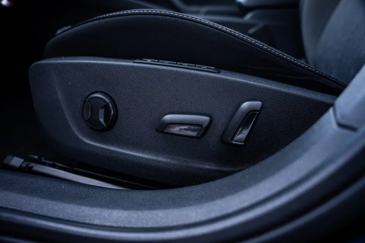 1.4 TSI iV PHEV Business Edition SOH 87% | Cruise control | Metaalkleur | Parkeersensor voor