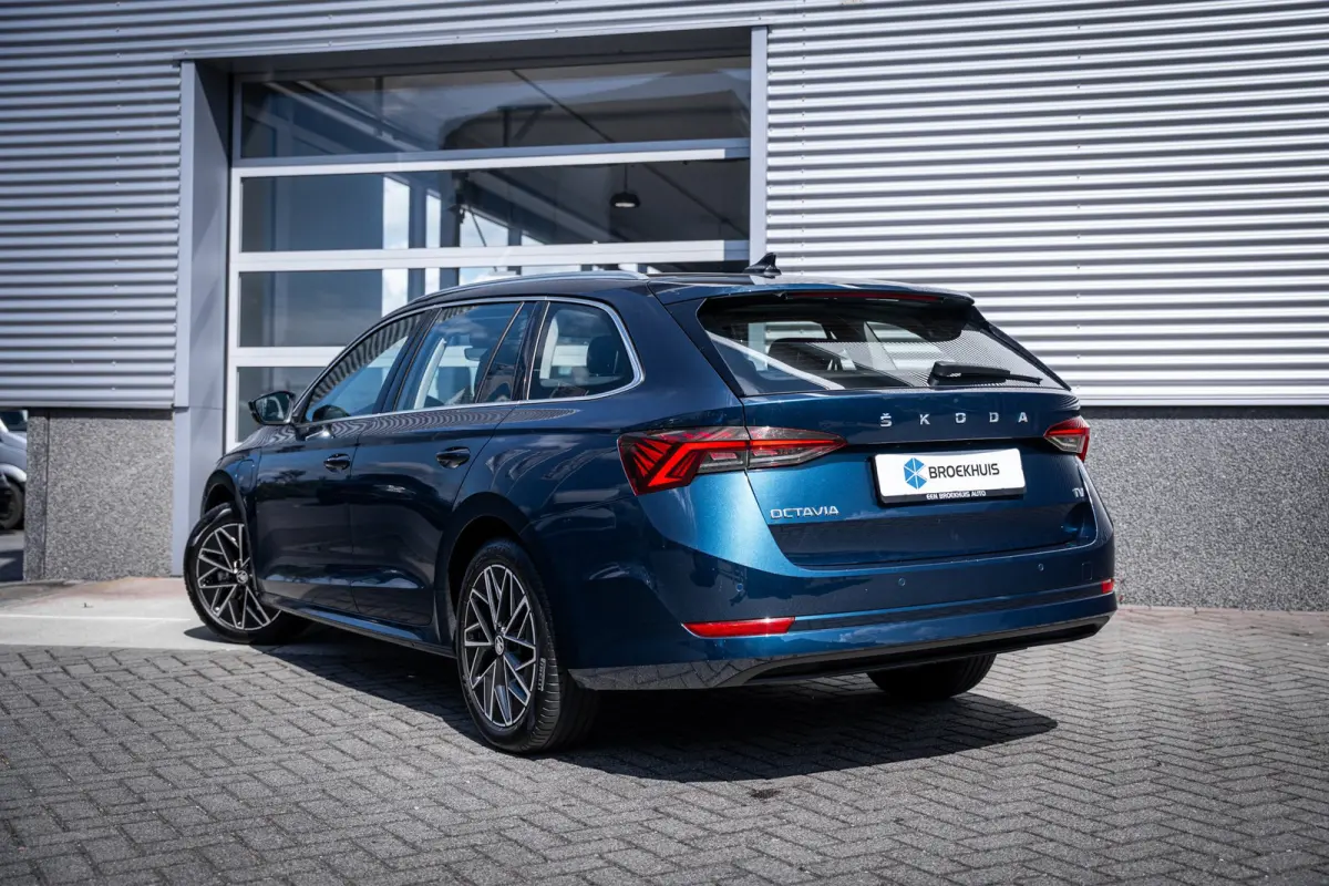 1.4 TSI iV PHEV Business Edition SOH 87% | Cruise control | Metaalkleur | Parkeersensor voor