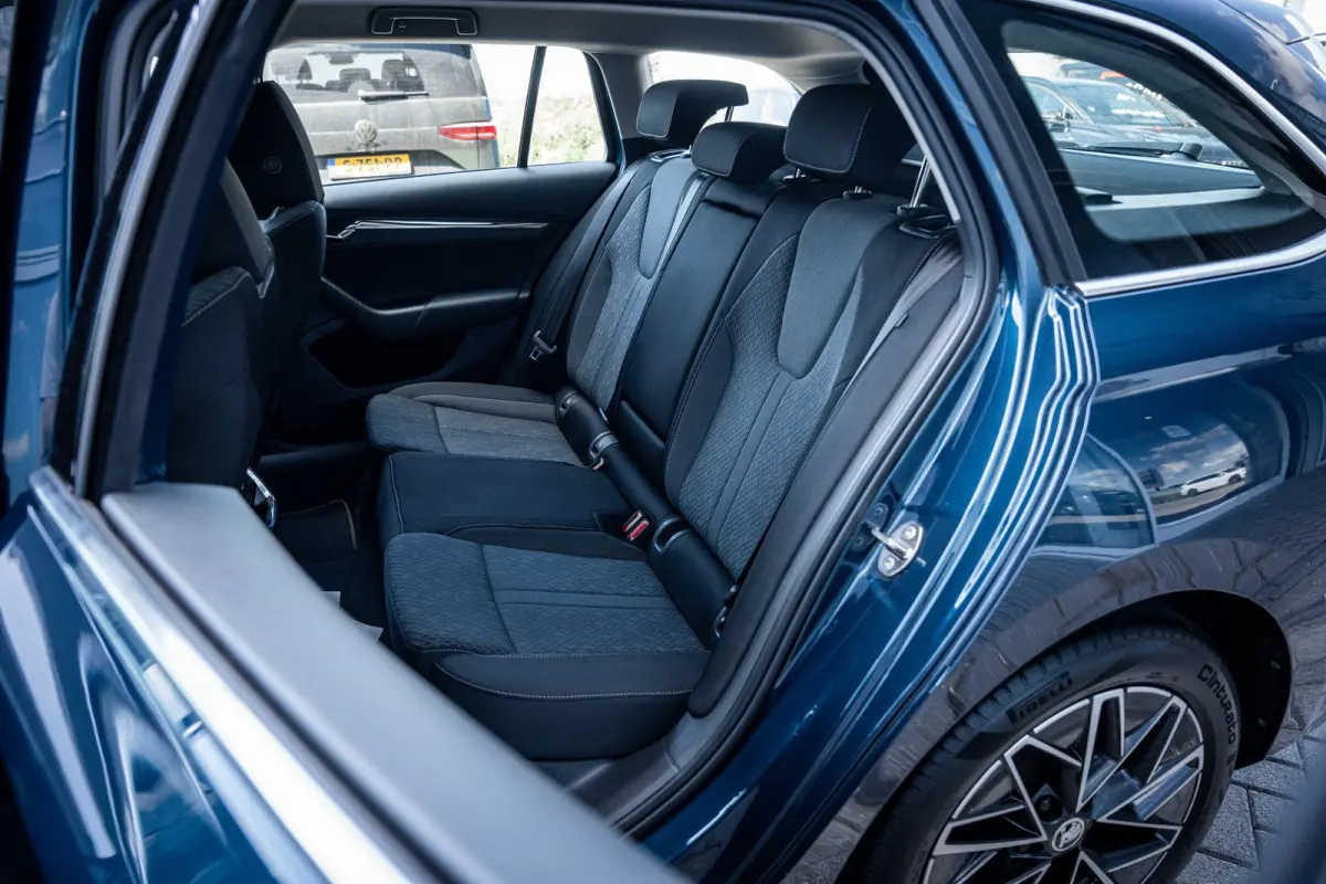 1.4 TSI iV PHEV Business Edition SOH 87% | Cruise control | Metaalkleur | Parkeersensor voor
