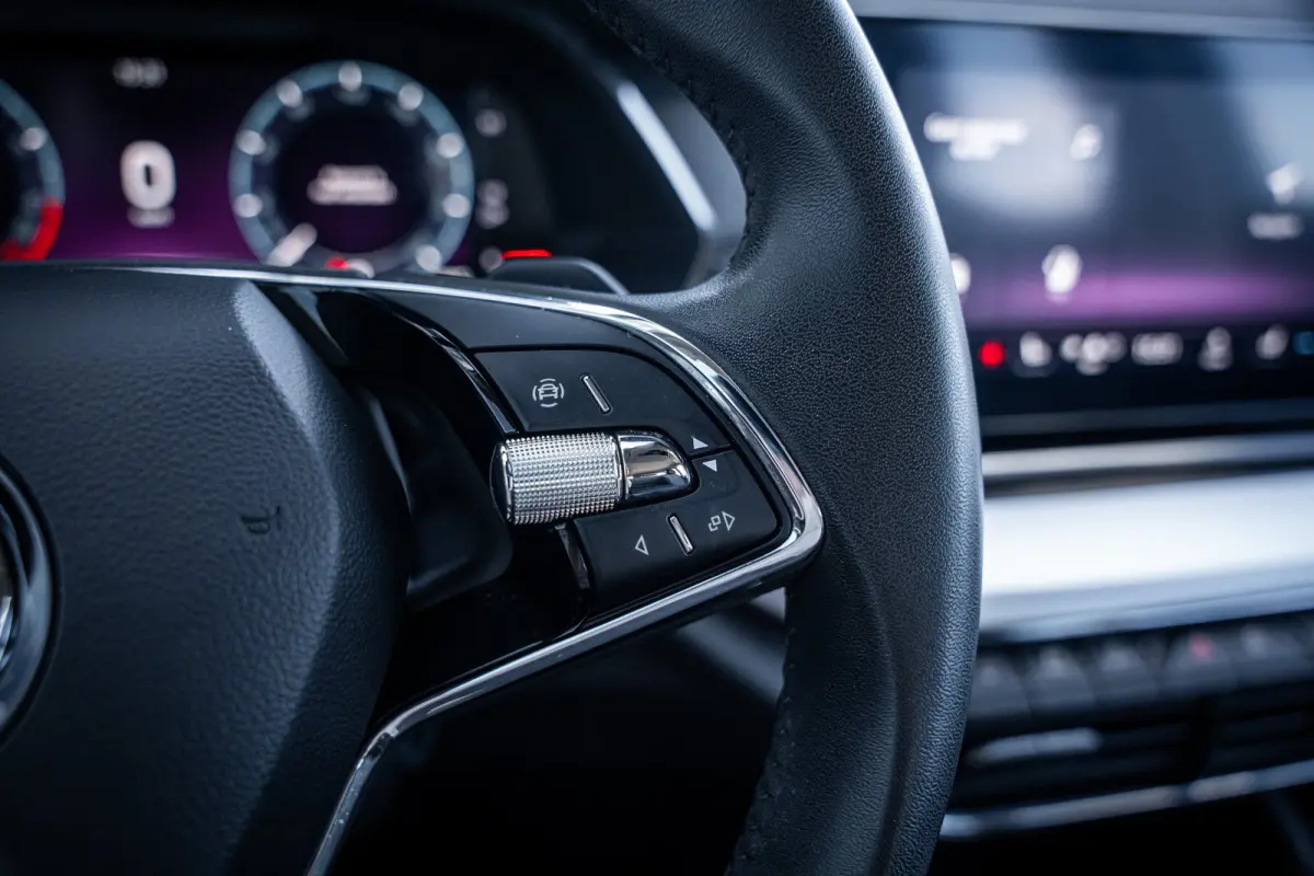 1.4 TSI iV PHEV Business Edition SOH 87% | Cruise control | Metaalkleur | Parkeersensor voor